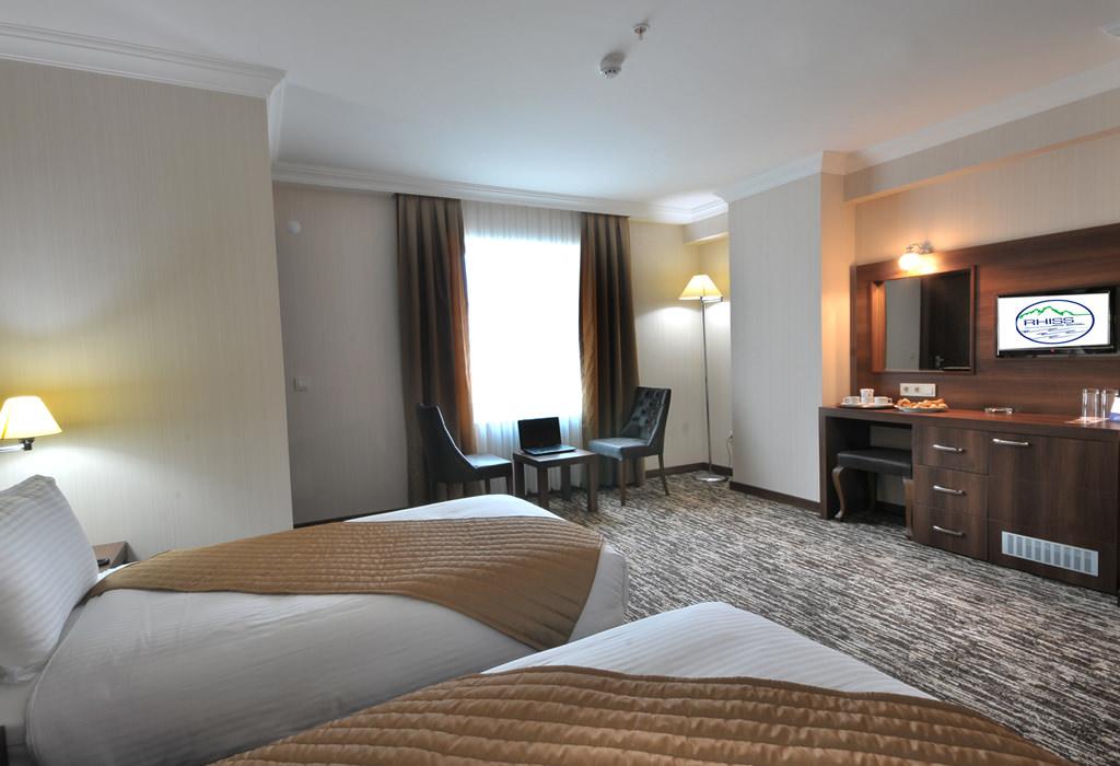 Rhiss Hotel Bostanci Estambul Exterior foto